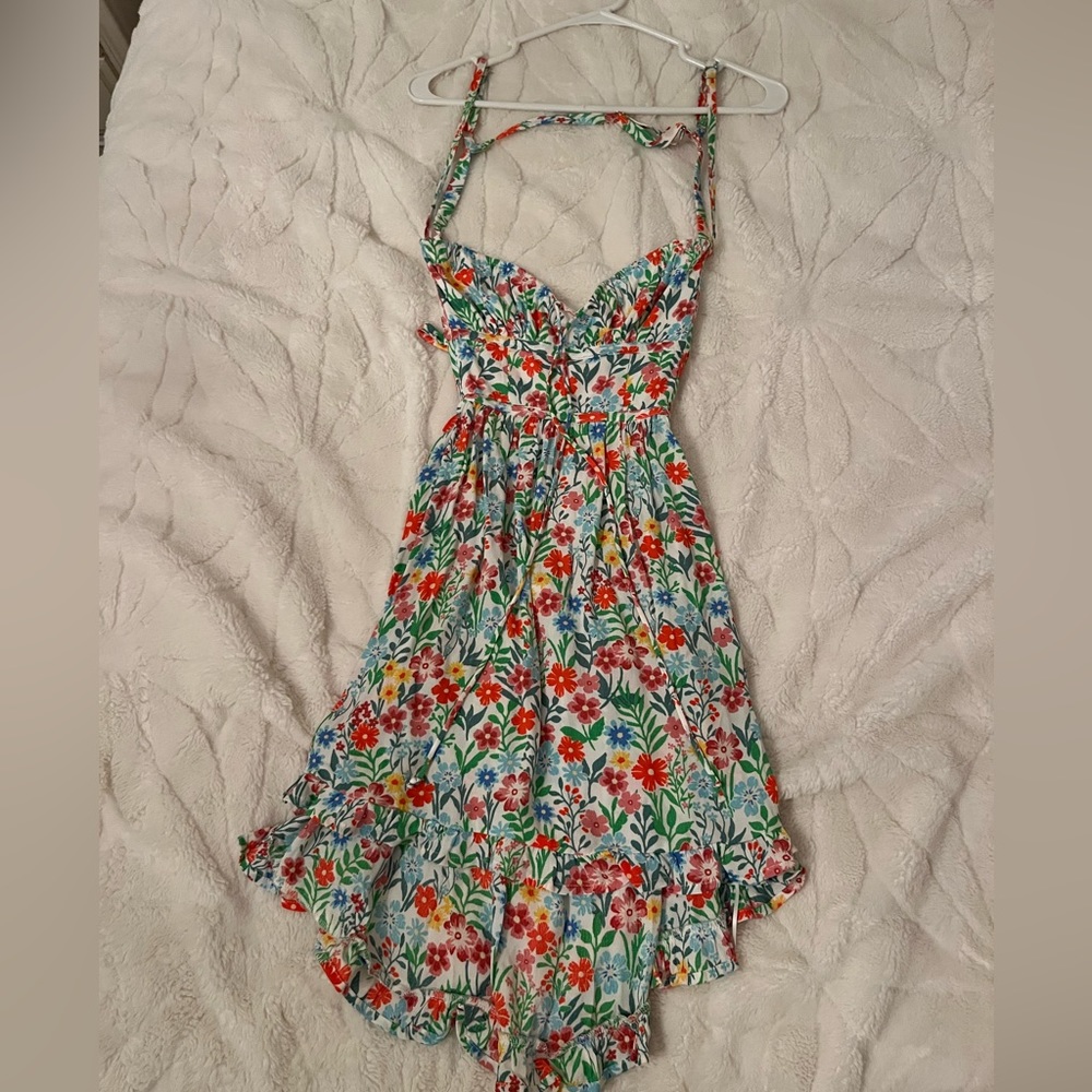 gorgeous Isabelle’s cabinet dress